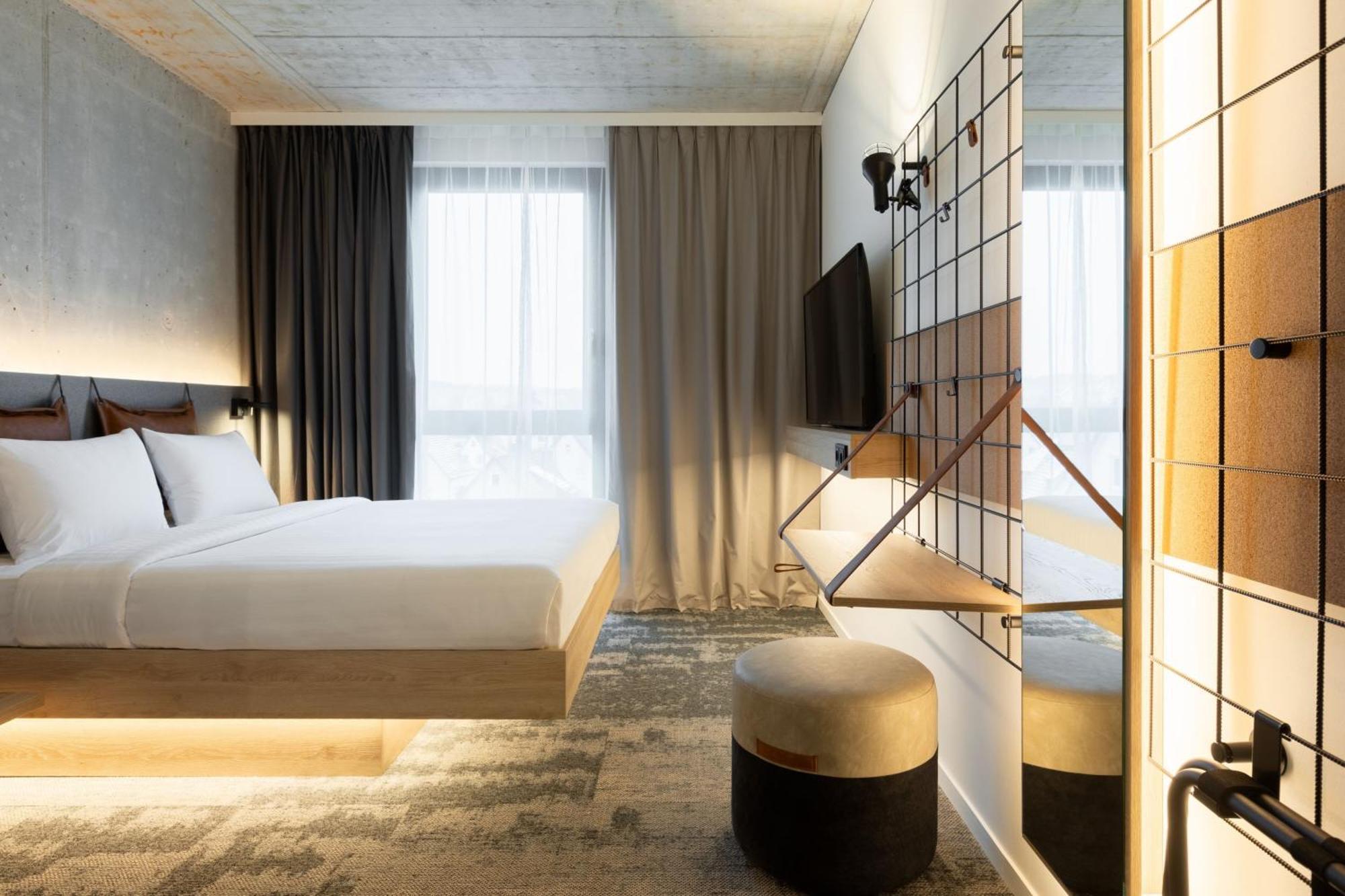 Moxy Outletcity Metzingen ميتسنغن المظهر الخارجي الصورة