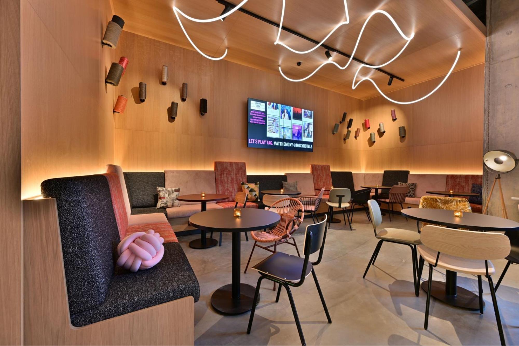 Moxy Outletcity Metzingen ميتسنغن المظهر الخارجي الصورة